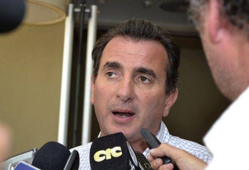 Francisco P�rez confirm� que esta semana se pre adjudicar� la construcci�n de la presa Los Blancos