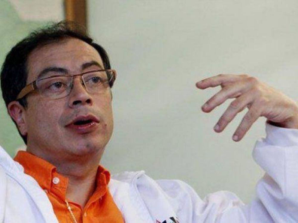 "FARC logr� apoyos ingenuos de la izquierda latinoamericana"
