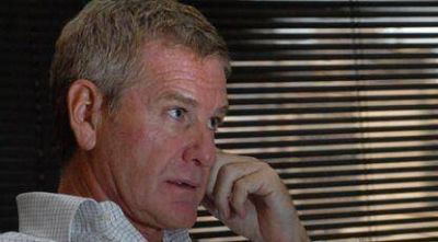 Francisco De Narv�ez dijo en Bah�a Blanca que enfrentar� a N�stor Kirchner "con ideas"