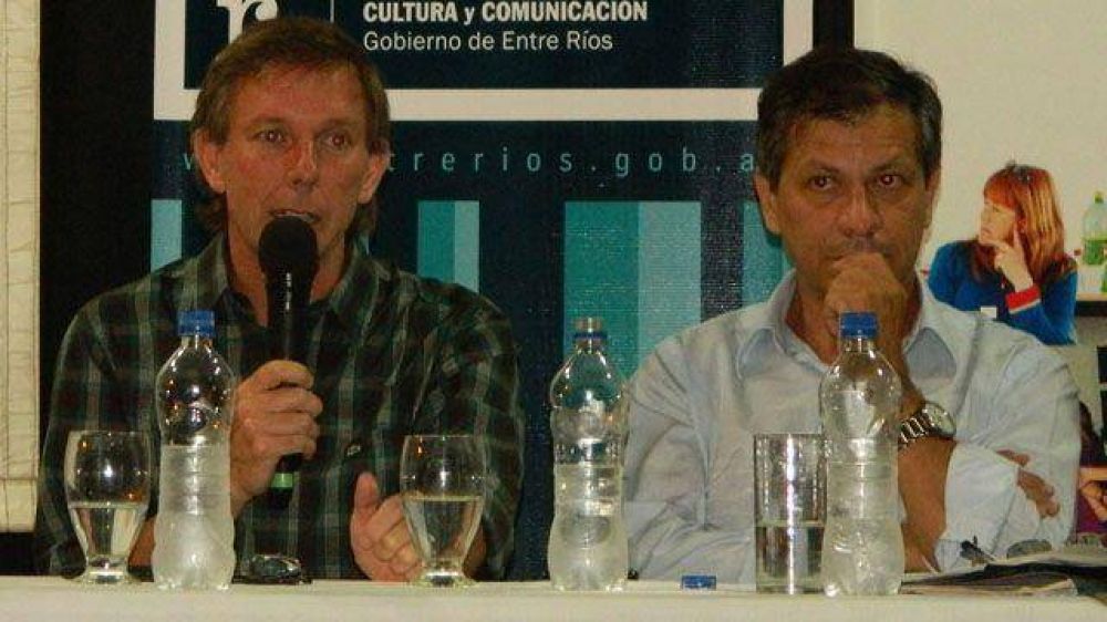 Gualeguaych�: B�ez y Bahillo impulsan la Televisi�n Digital Abierta tras el 7D