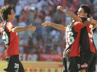 Scocco fue la figura del triunfo de Newell's que puede consagrarse subcampe�n
