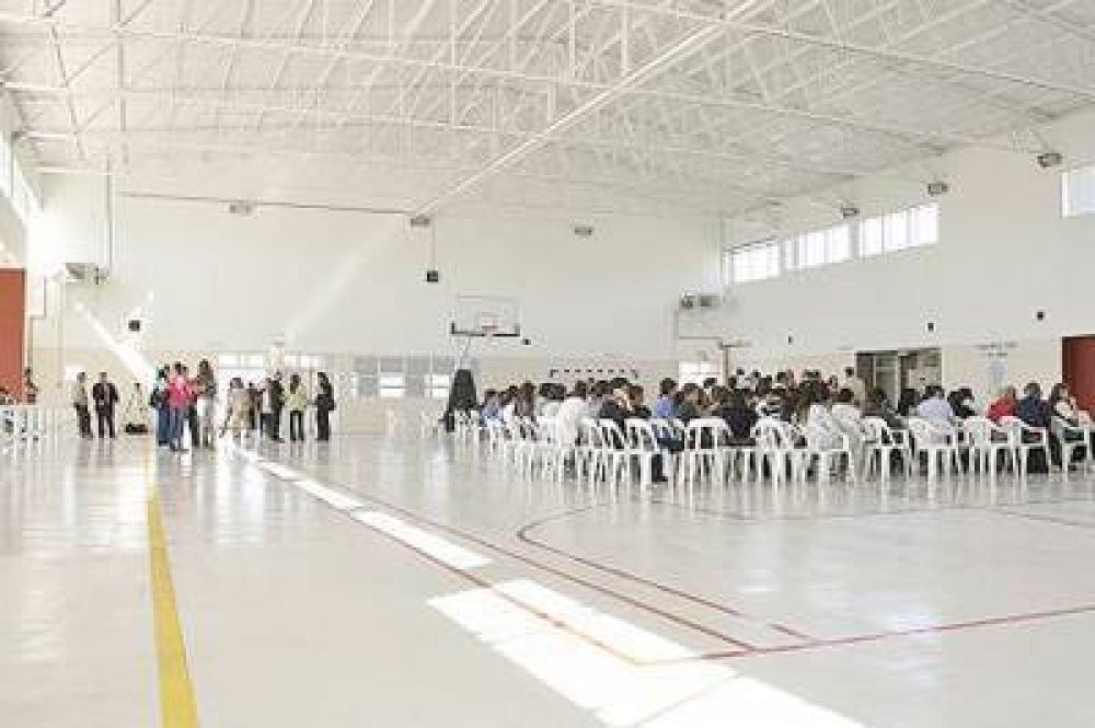 Ya es una realidad el gimnasio de la Escuela 718