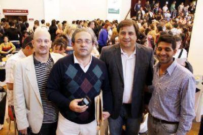 Iriart present� proyecto para extender beneficios a personas con discapacidades