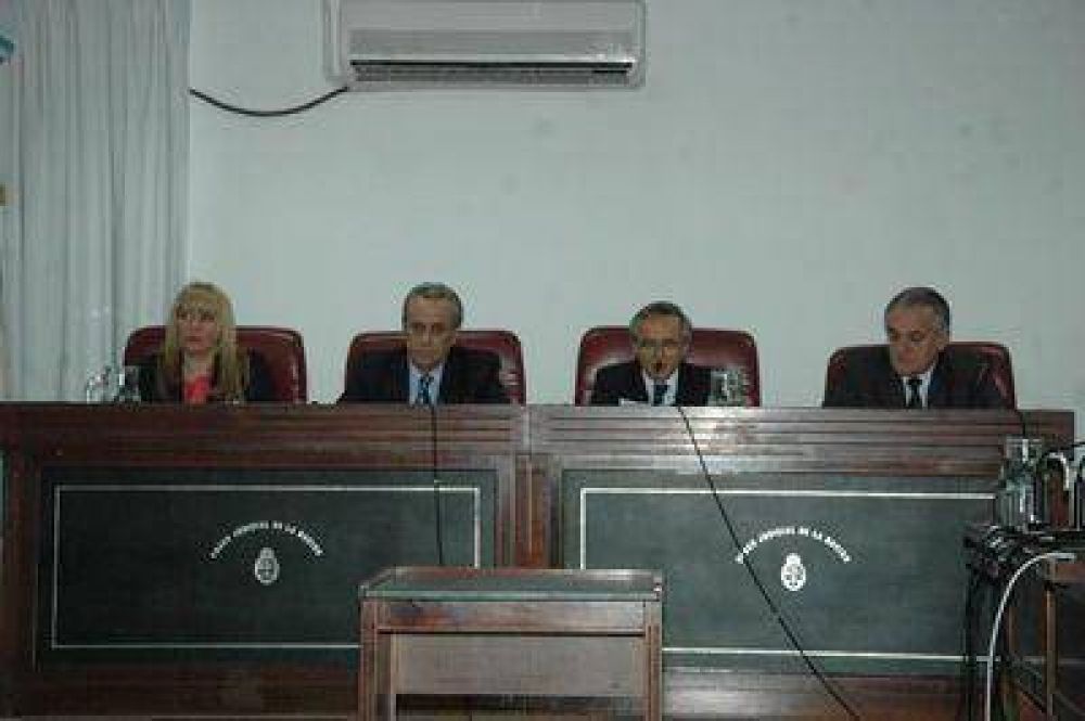 Condena a perpetua y c�rcel com�n para Men�ndez, Estrella y Vera