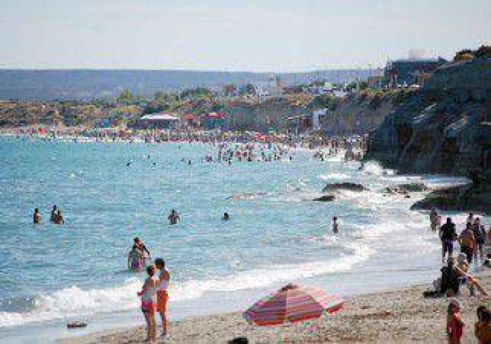 Las Grutas larg� a pleno sol 