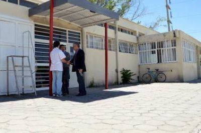 El vicegobernador destac� el servicio m�dico y los equipamientos del hospital en Roca