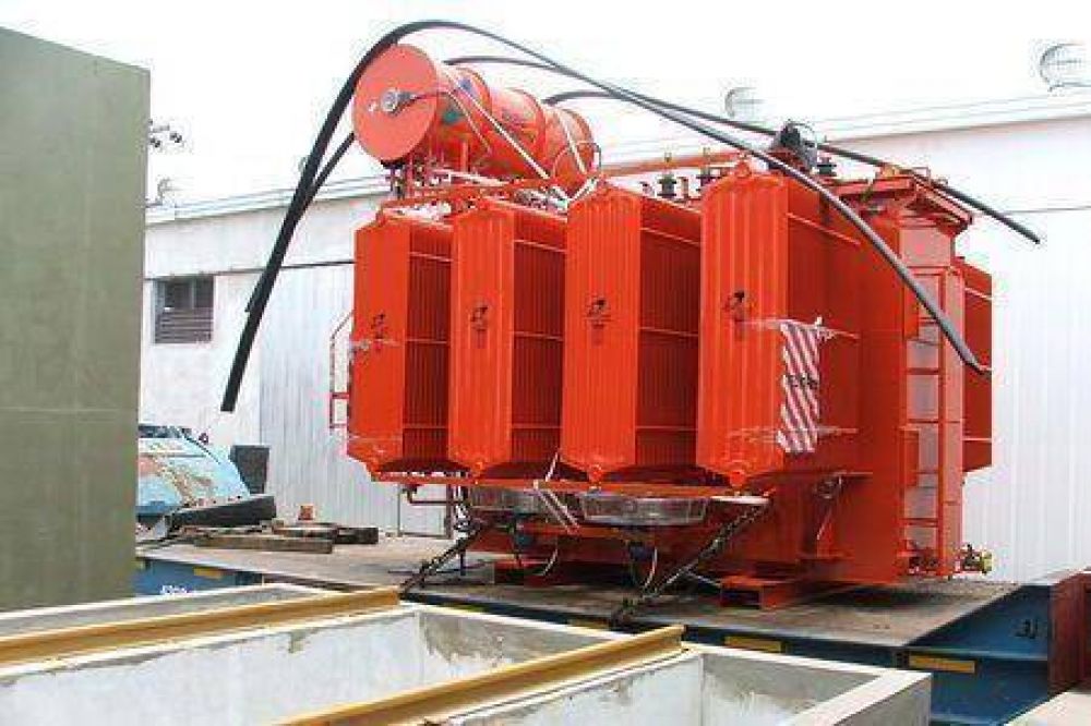 DPEC invierte $10 millones en la compra de transformadores