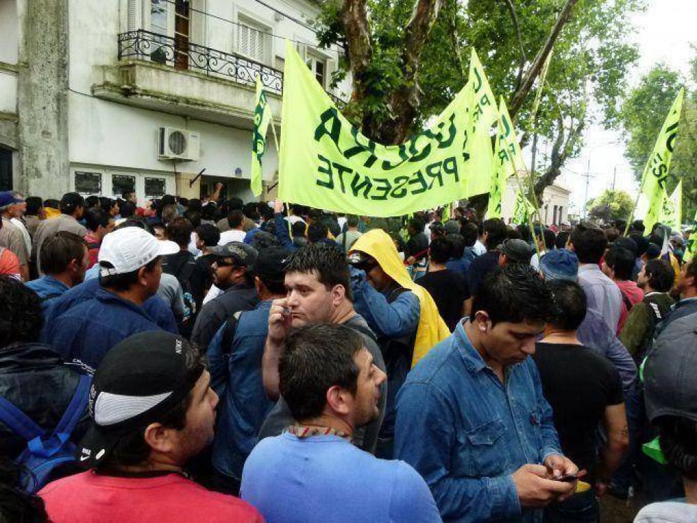 Dirigentes de la UOCRA se reunieron con funcionarios y concejales