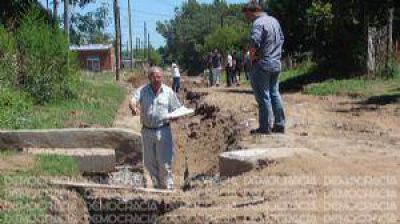 Pinedo asegur� que en Jun�n el 89% tiene servicio de cloaca y el 99%, agua potable