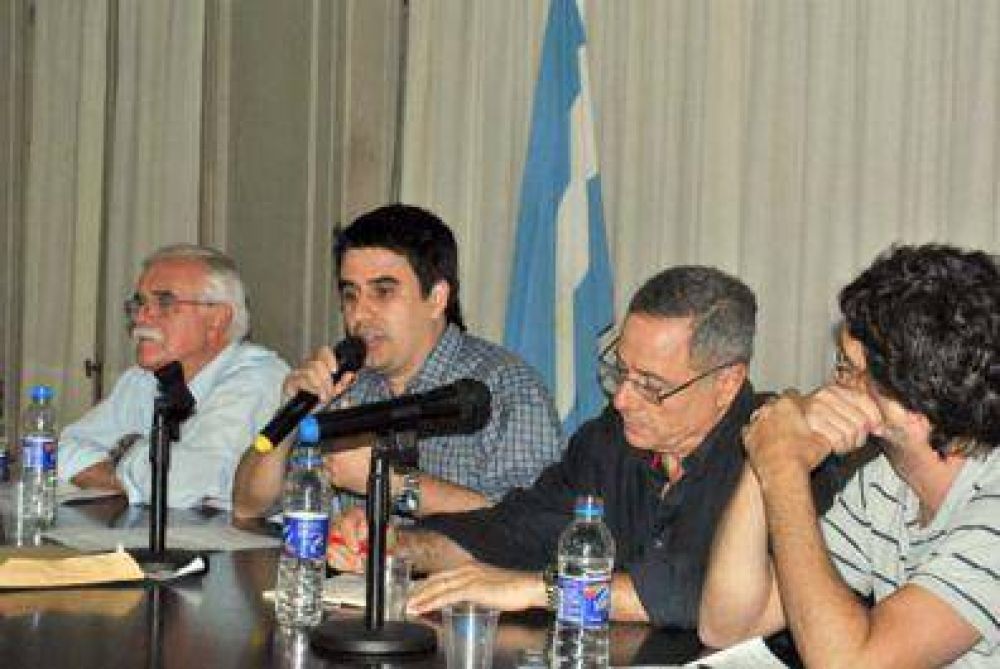  "Es impostergable la reforma policial" 