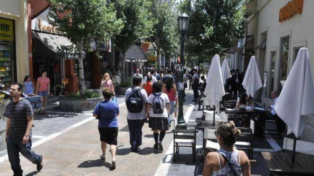 Quieren shopping peatonal a cielo abierto