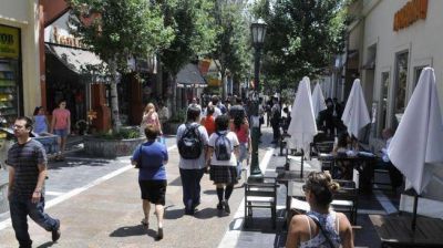 Quieren shopping peatonal a cielo abierto
