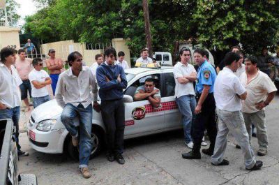 Atraparon a los asaltantes que le cortaron el cuello al taxista