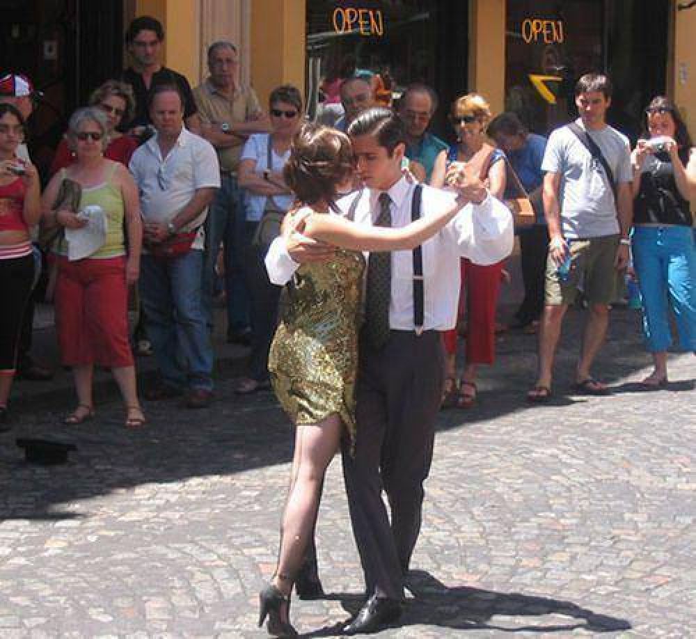 Invitan a los festejos por el D�a Nacional del Tango 
