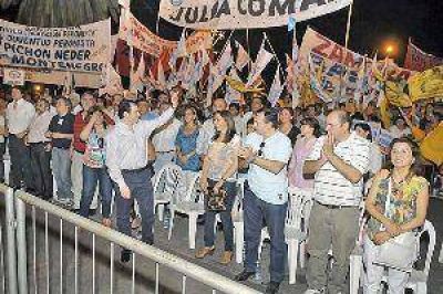 "Comprometernos con la democracia es lo mejor que podemos hacer" 