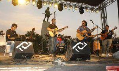 Santiago vivi� una notable fiesta popular 