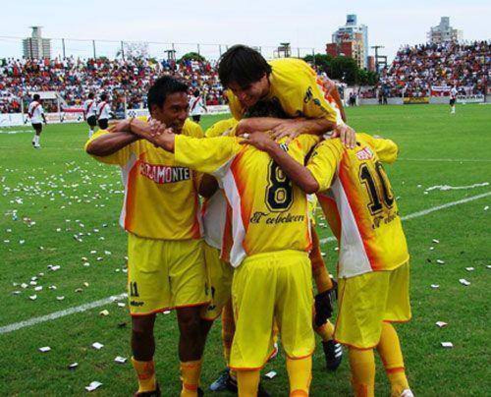 Crucero volvi� a la victoria frente a Nueva Chicago