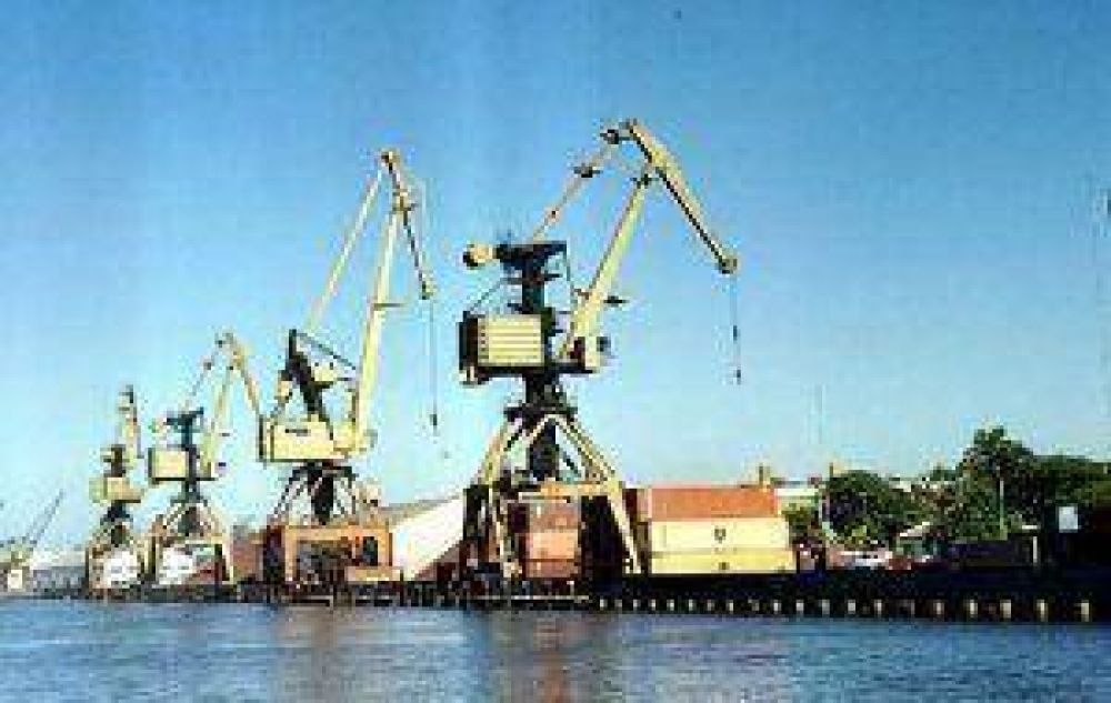 Otorgaron a Colono la concesi�n del puerto de Barranqueras por 10 a�os 