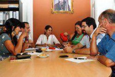Los municipales siguen a la espera de que Camau anuncie el plus salarial