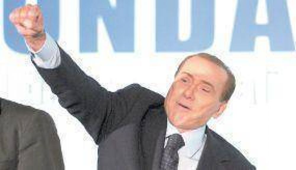 Italia comienza una semana decisiva tras la vuelta de Berlusconi