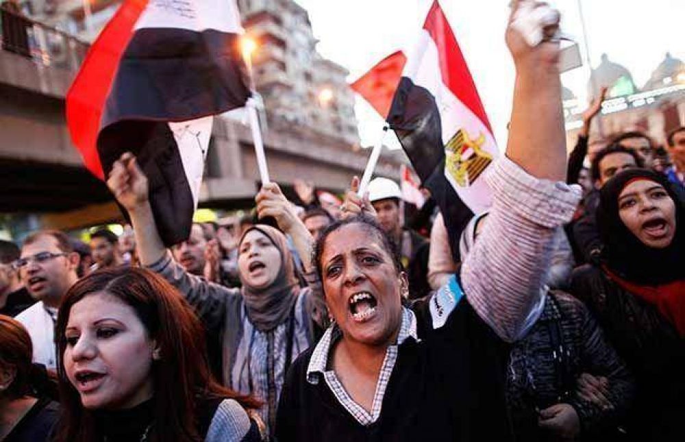 Egipto, envuelto en la violencia entre islamistas y laicos