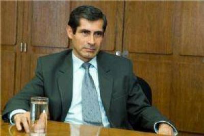 Analizan dar el premio de fin de a�o a los empleados
