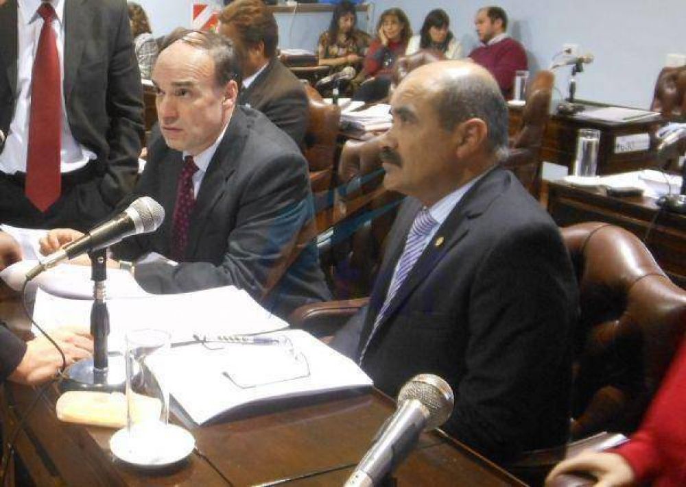 Legisladores radicales aseguraron que la sesi�n para aprobar la Tarifaria �la vamos a hacer p�blica con la debida antelaci�n�
