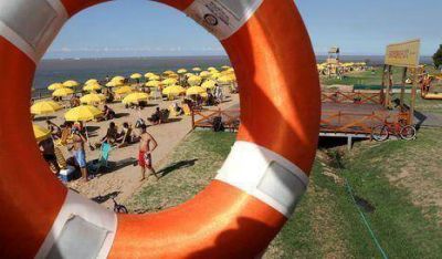 Vuelven la playas porte�as