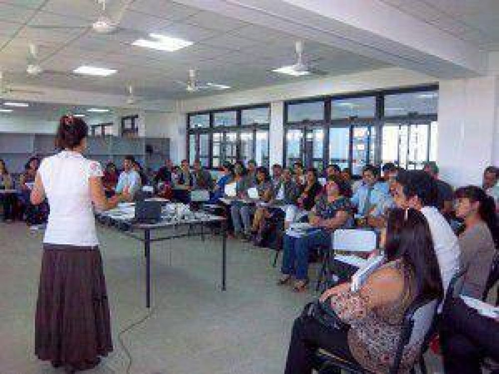Intensifican jornadas de capacitacin en el Instituto Pedaggico Provincial