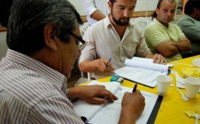 Naci�n aprob� subsidios a microproductores pilarenses por 170 mil pesos