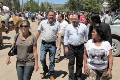 El Gobierno lleg� con aportes para el aniversario de Telsen