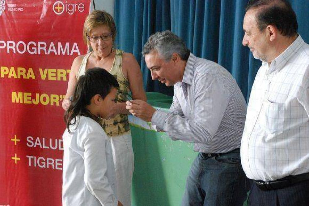 M�s anteojos para chicos de Tigre