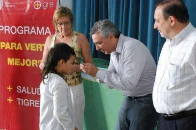 M�s anteojos para chicos de Tigre