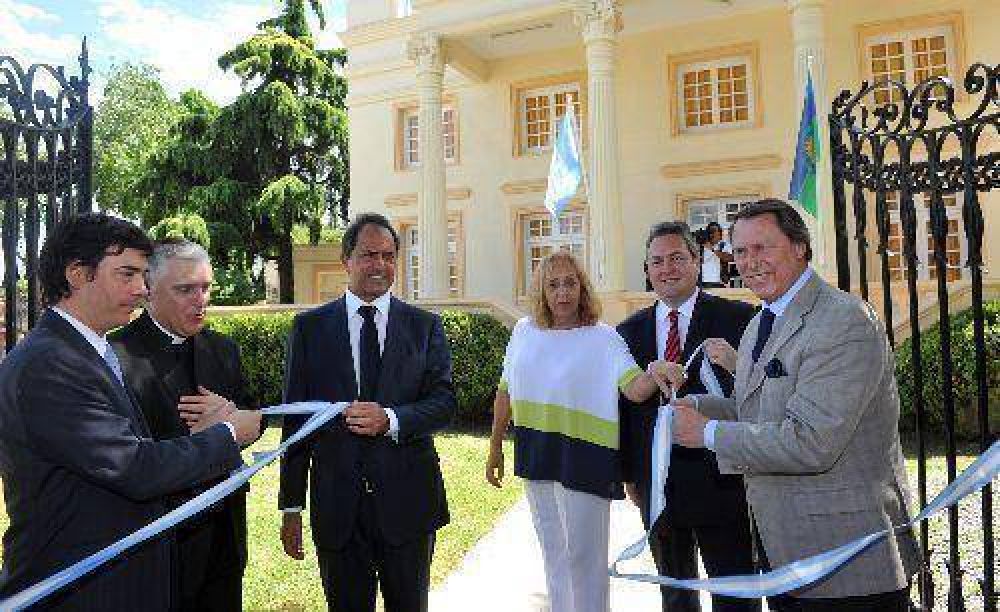  Scioli y Giroldi inauguraron el edificio de la Jefatura Departamental de Campana