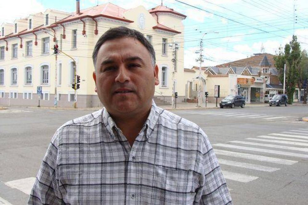 Piden dos acueductos y pozos acu�feros para Caleta Olivia