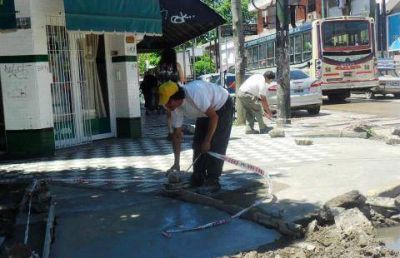 El Municipio Contin�a Construyendo Rampas