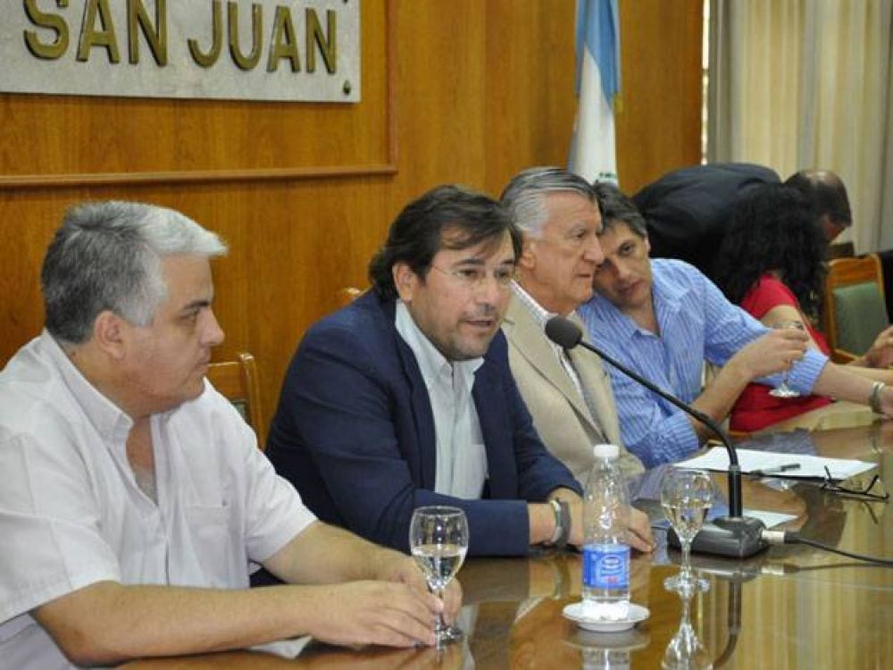 Los estatales cobrar�n el medio aguinaldo el 20 de diciembre