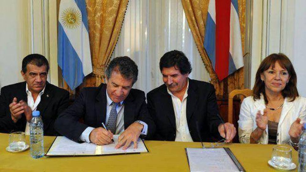 Urribarri y Sileoni acordaron mejorar la educaci�n de Entre R�os