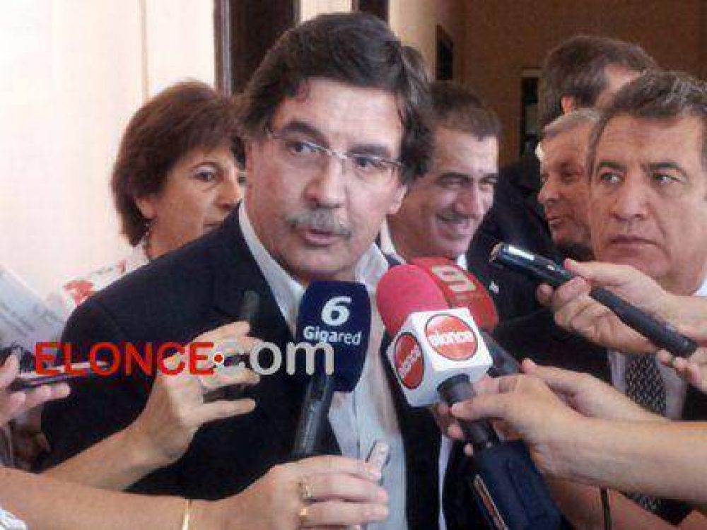Sileoni: �Debemos tener cada vez m�s d�as de clases�