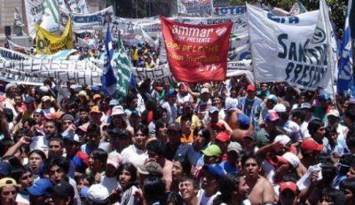 Amplia agenda legislativa 2013 para erradicar el trabajo en negro
