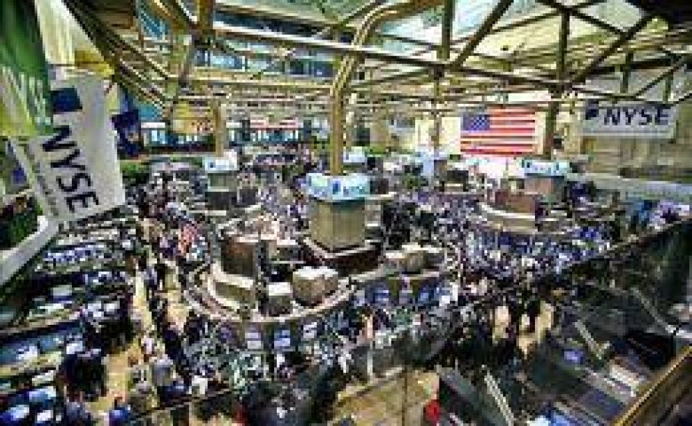Tras fuerte suba, caen hoy bancos argentinos en NY
