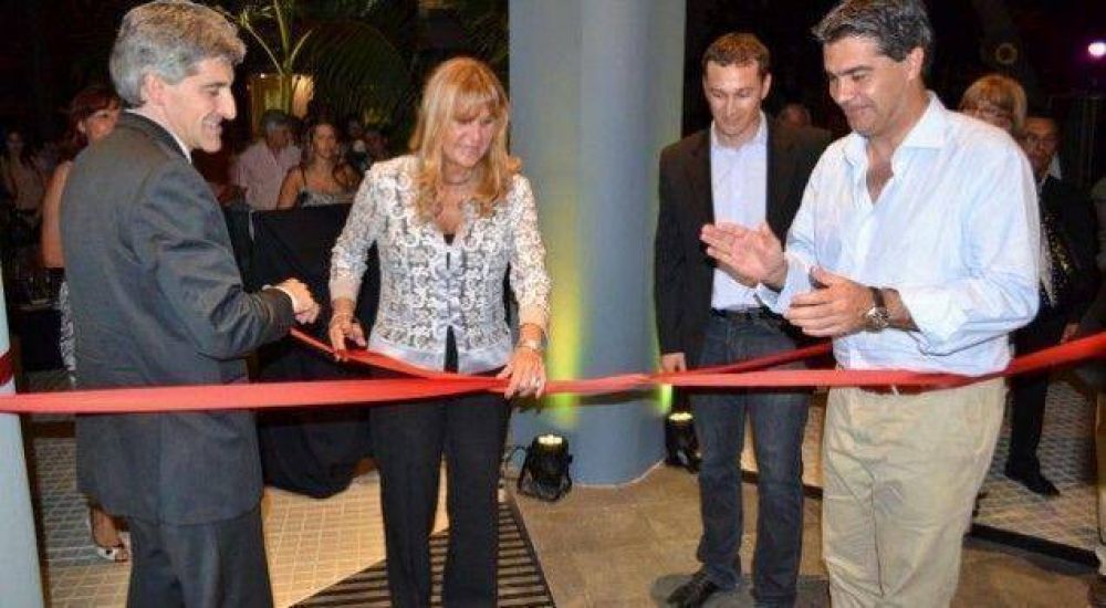 Se inaugur el edificio Boulevard Sarmiento