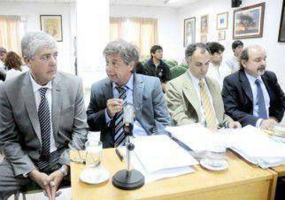 El arquitecto Diez responsabiliza a Guerrero y a Silva 