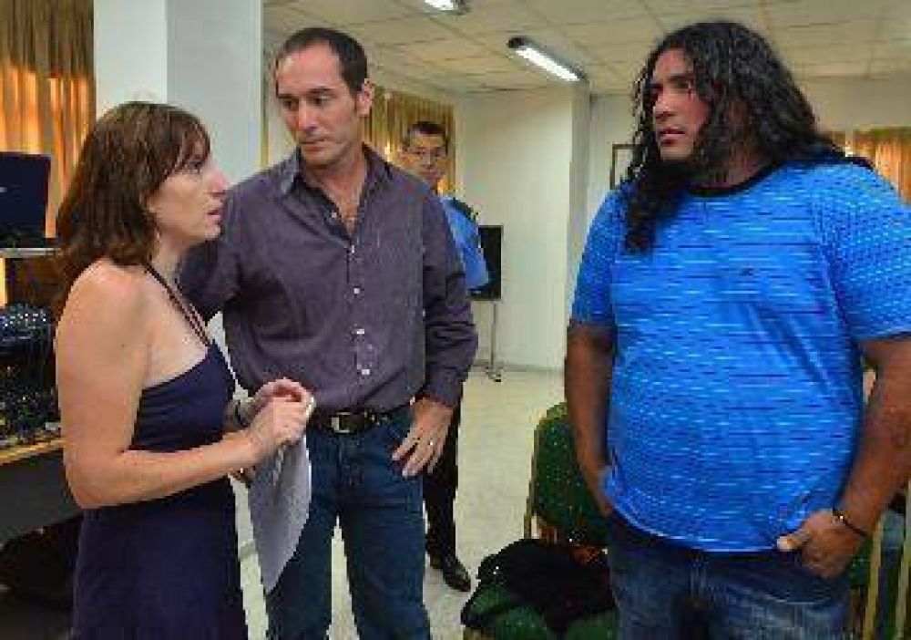Confirman condenas contra polic�as neuquinos