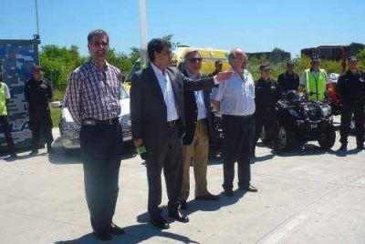 Vicente L�pez present� el plan de seguridad del Paseo Costero