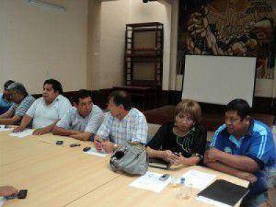 Estatales de Jujuy resolvieron esperar y escuchar la propuesta de ayuda extraordinaria del gobierno provincial