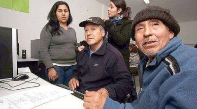 M�s empresas de Lomas buscan personal en la Oficina de Empleo