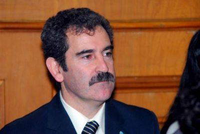 �Yo no consulto ni cuestiono m�s al gobernador�