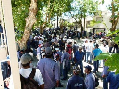 Tiros y heridos en la sede de la UOCRA