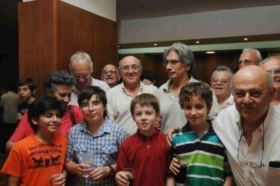 Celebraron los 50 a�os de la primera promoci�n de la Escuela �Enrique Rocca�